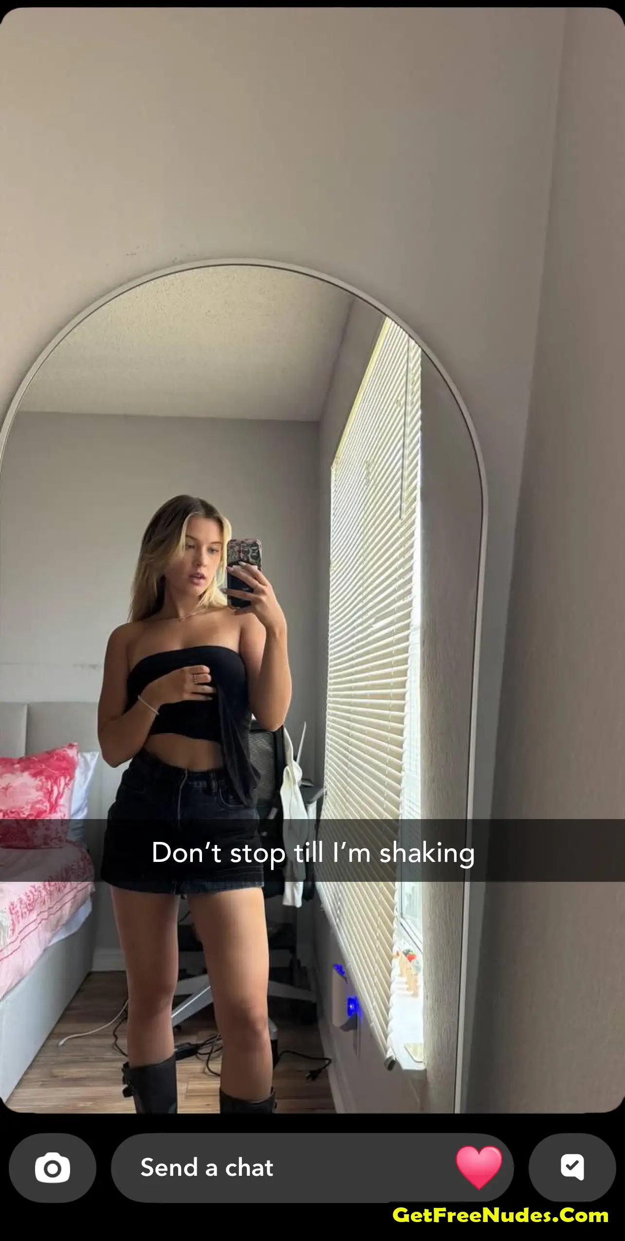 Celebrity snapchat nudes leaks - viral Snapchat snaps | Exclusive Leak