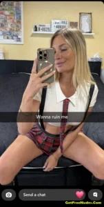 Sexy snapchat snapchat nudes 1748451901