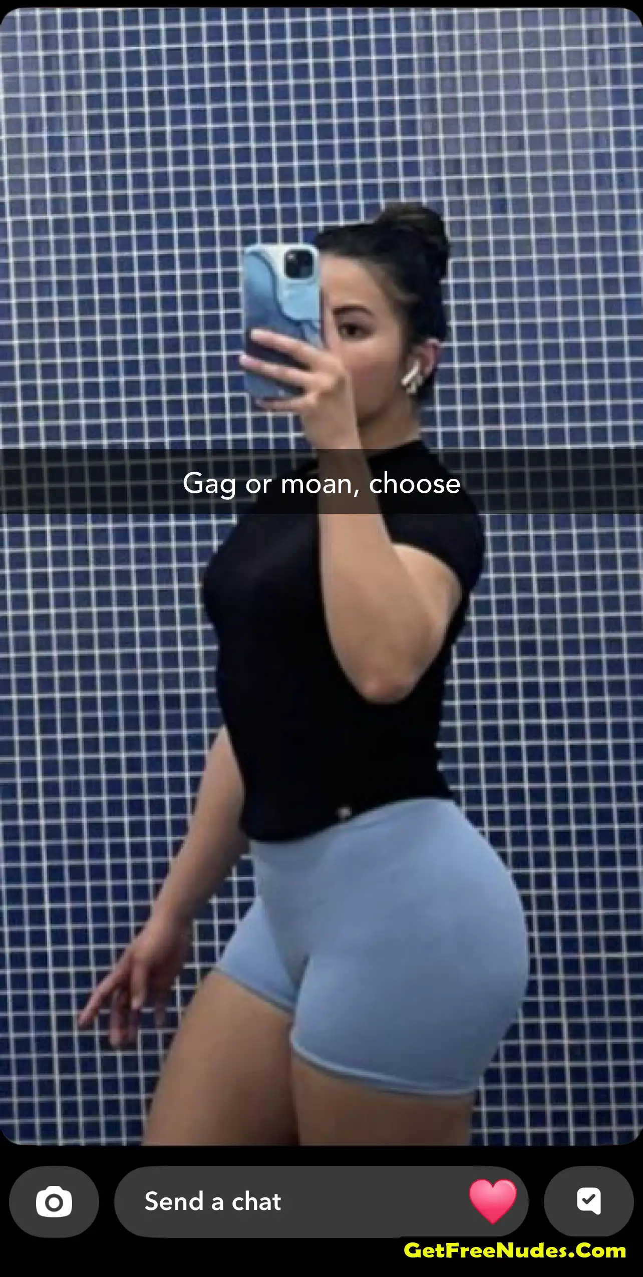 College girls snapchat nudes - viral Snapchat snaps | Exclusive Leak